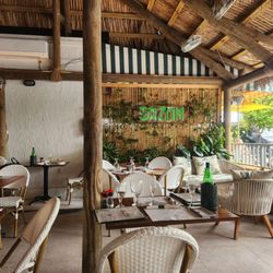 Sazon Cuban Cuisine - The patio