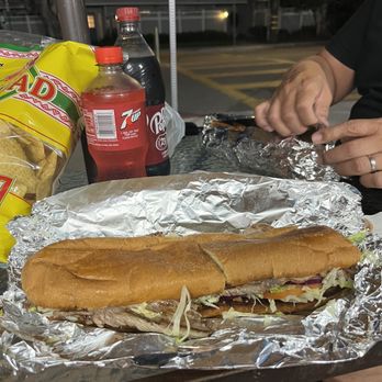 Fiesta Market & Deli - Torta carne asada - Mexican Near Me - Carpinteria, California Fiesta Market & Deli - Torta carne asada - Mexican Near Me - Carpinteria, California