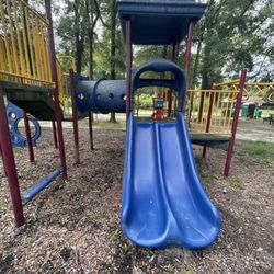 Dixon Park - Playground
