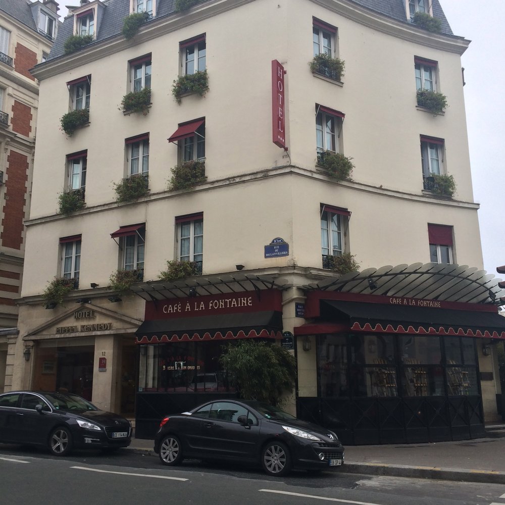 Hôtel Eiffel Kennedy - The Hotel, a view from the street - Hotels Near Me - Paris, 75