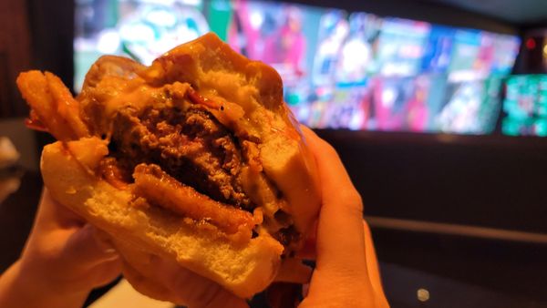 Victory Burger & Wings Co. by null