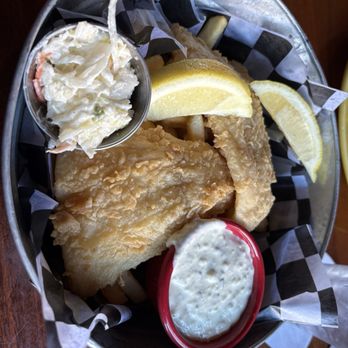 The Red Parrot Restaurant - Fish and chips - American Near Me - Newport, Rhode Island