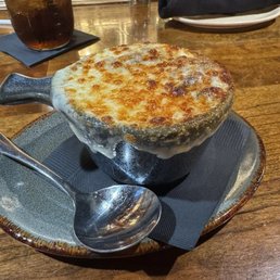 Cup of French onion soup does Cup of French onion soup does