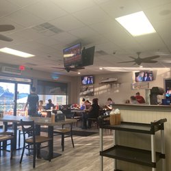 Abner's Crab House - Dining hall - nice ambiance