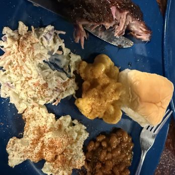 Central BBQ - Coleslaw, Macaroni & Cheese, BBQ Beans, Potato Salad Rib Combo Plate - Barbeque Near Me - Memphis, Tennessee Central BBQ - Coleslaw, Macaroni & Cheese, BBQ Beans, Potato Salad Rib Combo Plate - Barbeque Near Me - Memphis, Tennessee