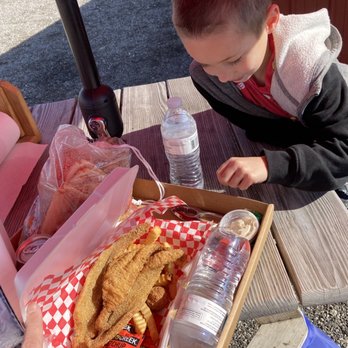 Twisted Tails Crawfish - Seafood Near Me - McKinney, Texas