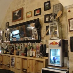 Bar Moro