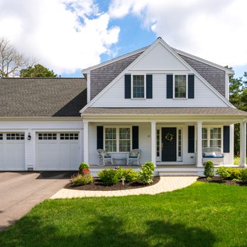 Hillary Birch Group | Compass - Real Estate Services Near Me - Quincy, Massachusetts Hillary Birch Group | Compass - Real Estate Services Near Me - Quincy, Massachusetts