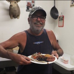 Davis Creek Mercantile - Thanks, John, for snapping my photo, as I lift up my plate before enjoying a delicious lunch.