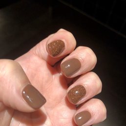 1/2 glossy 1/2 sparkly dip polish 1/2 glossy 1/2 sparkly dip polish