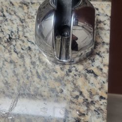 Holiday Inn Express & Suites Guthrie North Edmond - Shower holder glued to counter top