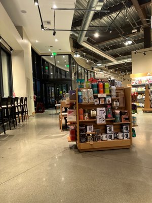 BARNES & NOBLE - Updated January 2026 - 19 Photos & 19 Reviews