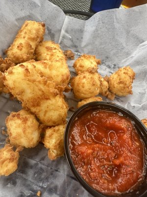 Revere's Wells Street Tavern by null