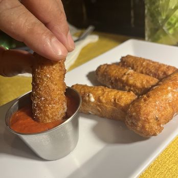 El Jefe - Mozzarella sticks - Bars Near Me - San Juan, Puerto Rico El Jefe - Mozzarella sticks - Bars Near Me - San Juan, Puerto Rico