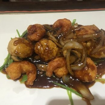 Ty Ginger Asian Bistro - The Black Pepper Shrimp and Scallop meal was great! You could really tell that the food was fresh. The shrimp was my favorite part! - Asian Fusion Near Me - Dublin, Ohio