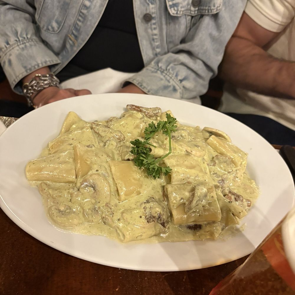 Gambino - Pasta - Italian Near Me - Paris, 75 Gambino - Pasta - Italian Near Me - Paris, 75