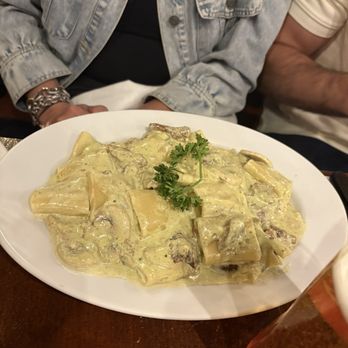 Gambino - Pasta - Italian Near Me - Paris, 75 Gambino - Pasta - Italian Near Me - Paris, 75