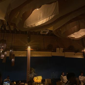 Ilios - interior lights - Greek Near Me - Cancún, ROO