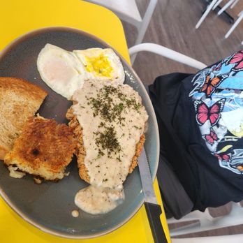 Early Bird - West Des Moines - Chicken fried steak - Breakfast & Brunch Near Me - West Des Moines, Iowa Early Bird - West Des Moines - Chicken fried steak - Breakfast & Brunch Near Me - West Des Moines, Iowa