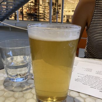 Delarosa Bishop Ranch - beer - Pizza Near Me - San Ramon, California