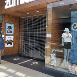 Zumiez