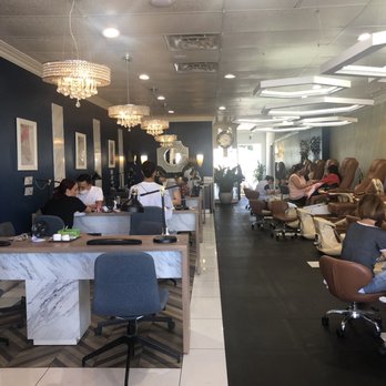 UT Nails & Spa - Bright clean space. Someone complained there was no AC though. - Nail Salons Near Me - San Diego, California UT Nails & Spa - Bright clean space. Someone complained there was no AC though. - Nail Salons Near Me - San Diego, California