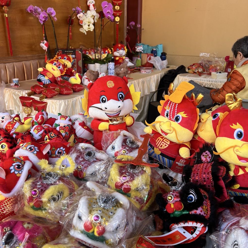 Hsi Lai Temple - Dragon - Buddhist Temples Near Me - Hacienda Heights, California