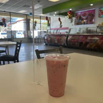 La Michoacana - Strawberry fresca - Ice Cream & Frozen Yogurt Near Me - Chino, California La Michoacana - Strawberry fresca - Ice Cream & Frozen Yogurt Near Me - Chino, California