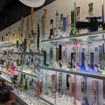 OSBORNE VAPE SMOKE & BONGS - Updated May 2026 - 100 Osborne Street, Winnipeg,  Manitoba - Vape Shops - Phone Number - Yelp