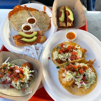 La Playita - Quesadilla, fish tacos, tacos de Camarón y taquitos de papa! - Mexican Near Me - Los Angeles, California