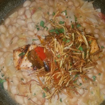 Urban Kitchen - Salmon fillet (with beans, A LOT of beans) - New American Near Me - Bozeman, Montana Urban Kitchen - Salmon fillet (with beans, A LOT of beans) - New American Near Me - Bozeman, Montana