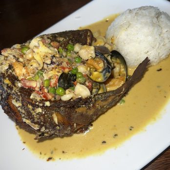 Puerto 27 Peruvian Kitchen & Pisco Bar - Pescado a Lo Macho - Peruvian Near Me - Pacifica, California