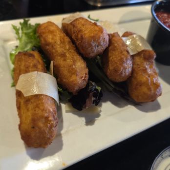 Slice 19 - Mozzarella Sticks - Pizza Near Me - Henderson, Nevada Slice 19 - Mozzarella Sticks - Pizza Near Me - Henderson, Nevada