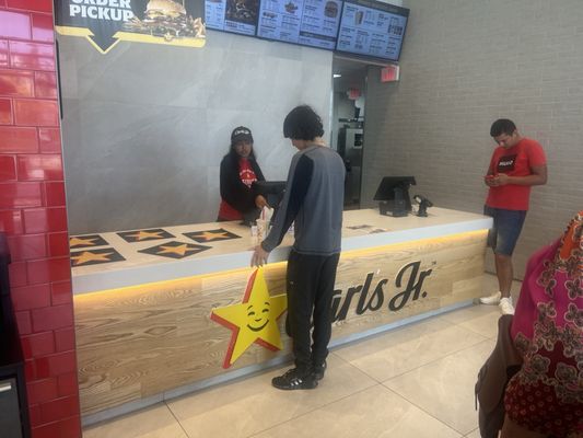 Carl’s Jr. by null