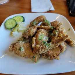 Garlic butter chicken wings Garlic butter chicken wings
