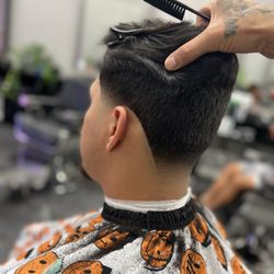 Cutting Edge Barbershop - Low taper