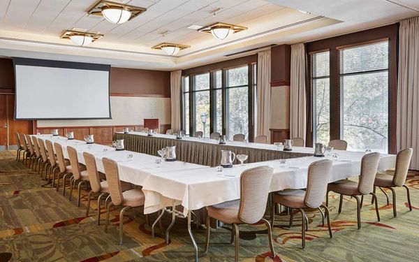 The Inn at Penn, a Hilton Hotel by null