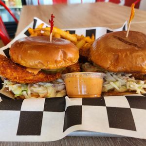 HAWAIIAN HOT CHICKEN - Updated February 2025 - 63 Photos & 134 Reviews