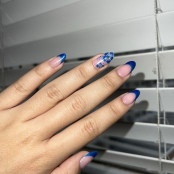 Tami-A Nails Salon - Nail Salons Near Me - Honolulu, Hawaii