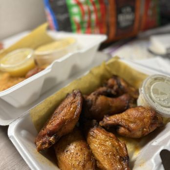 Daddy D’s BBQ - Wings with a side of blue cheese - Barbeque Near Me - Benson, North Carolina