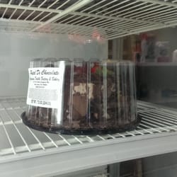 Alejandro Bakery & Pizza Factory - Pastel de chocolate