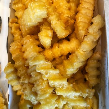 Shake Shack Bay Plaza - Burgers Near Me - Bronx, New York Shake Shack Bay Plaza - Burgers Near Me - Bronx, New York