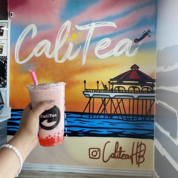 Calitea - Strawberry and banana smoothie - Coffee & Tea Near Me - Huntington Beach, California Calitea - Strawberry and banana smoothie - Coffee & Tea Near Me - Huntington Beach, California