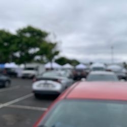 Marina Bay Farmer's Market - Blurry picture.