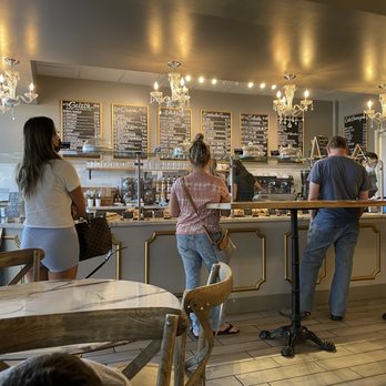 Le Cafe Du Val - Cafes Near Me - Henderson, Nevada