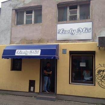 Lodziarnia Miś - Ice Cream & Frozen Yogurt Near Me - Gdańsk, PM Lodziarnia Miś - Ice Cream & Frozen Yogurt Near Me - Gdańsk, PM