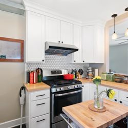 Two Harbors Construction & Remodeling