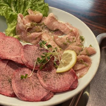 Sei-Ko-En Restaurant - Wagyu beef tongue and salted pork - Japanese Near Me - Torrance, California Sei-Ko-En Restaurant - Wagyu beef tongue and salted pork - Japanese Near Me - Torrance, California