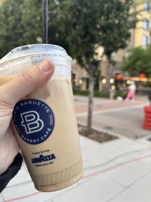 Paris Baguette by null