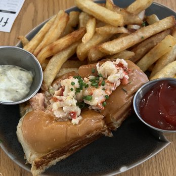 Fishwives - Seafood Near Me - Pasadena, California